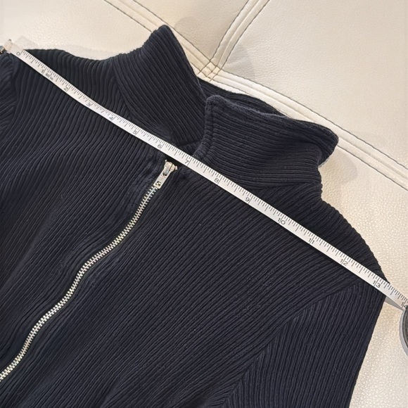 ALTAR’D STATE junior’s top, Medium - Picture 9 of 10